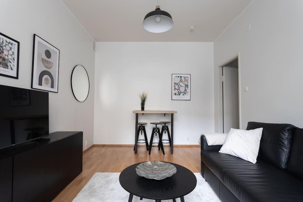 Kodikas Huoneisto Helsingin Keskustassa Apartman Helsinki Kültér fotó
